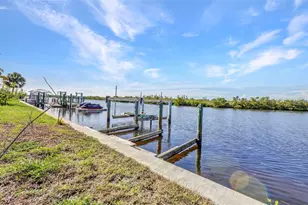 18566 Arapahoe Cir, Port Charlotte, FL 33948 - Photo 45