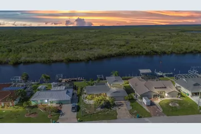 18566 Arapahoe Circle, Port Charlotte, FL 33948 - Photo 3