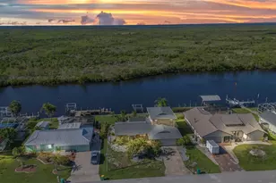 18566 Arapahoe Cir, Port Charlotte, FL 33948 - Photo 3