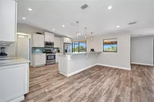 18566 Arapahoe Cir, Port Charlotte, FL 33948 - Photo 15