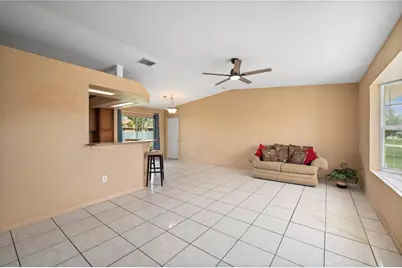 1006 NE 2nd Avenue, Cape Coral, FL 33909 - Photo 5