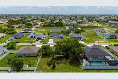 1006 NE 2nd Avenue, Cape Coral, FL 33909 - Photo 45