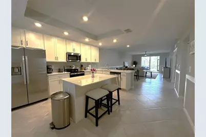 14221 Heritage Landing Boulevard #2018, Punta Gorda, FL 33955 - Photo 3