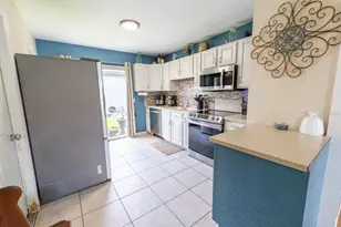 477 Ricold Terrace, Port Charlotte, FL 33954 - Photo 9