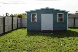 2513 Ambrose Ln, Port Charlotte, FL 33952 - Photo 33