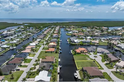 1237 Whippoorwill Court, Punta Gorda, FL 33950 - Photo 9