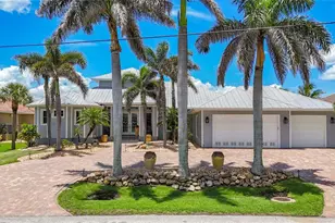 119 Creek Dr SE, Port Charlotte, FL 33952 - Photo 7