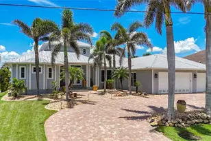 119 Creek Dr SE, Port Charlotte, FL 33952 - Photo 5