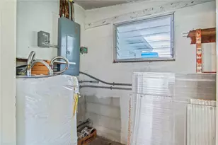 180 Palmetto Cir NE, Port Charlotte, FL 33952 - Photo 39