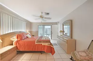 475 Whippoorwill Dr, Venice, FL 34293 - Photo 13