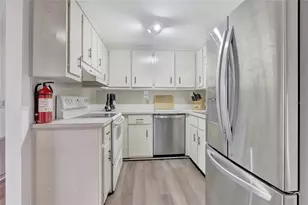 2100 Kings Hwy, Port Charlotte, FL 33980 - Photo 9