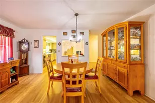 5585 Pendlewood Ln, Fort Myers, FL 33919 - Photo 9