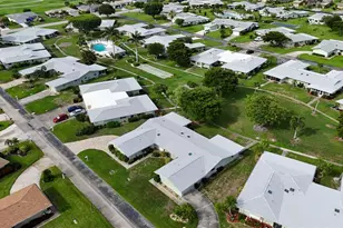 5585 Pendlewood Ln, Fort Myers, FL 33919 - Photo 33