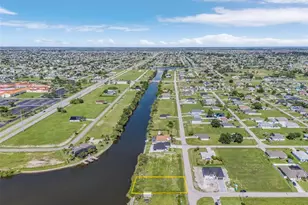 1216 NW 9th St, Cape Coral, FL 33993 - Photo 13