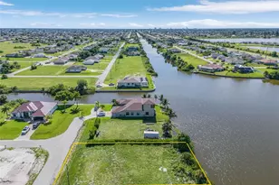 1216 NW 9th St, Cape Coral, FL 33993 - Photo 5