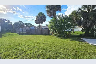 708 Azure Road, Venice, FL 34293 - Photo 23