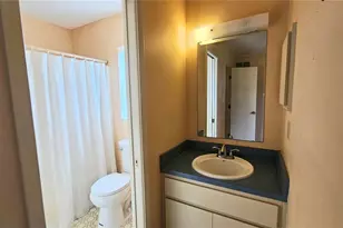 708 Azure Rd, Venice, FL 34293 - Photo 19