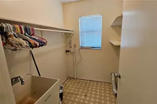 708 Azure Rd, Venice, FL 34293 - Photo 11