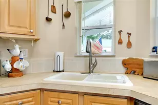 24437 Harbor View Rd, Punta Gorda, FL 33980 - Photo 11