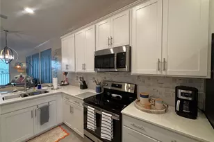 12140 Wellen Golf St, Venice, FL 34293 - Photo 5