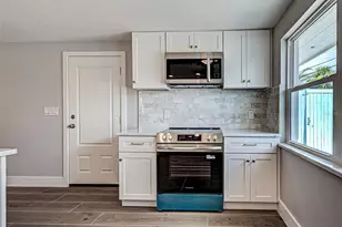 1175 Little Ct, Englewood, FL 34223 - Photo 15