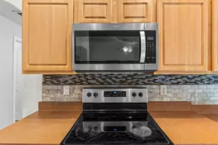 16038 Malden Rd, Weeki Wachee, FL 34614 - Photo 7