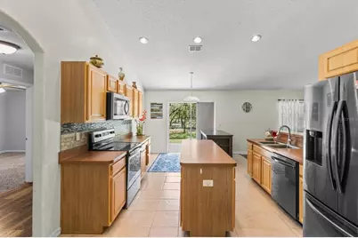 16038 Malden Road, Weeki Wachee, FL 34614 - Photo 5