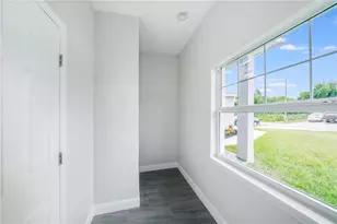 5509 Fairlane Dr, North Port, FL 34288 - Photo 19