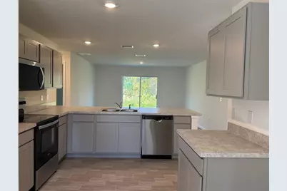 892 Hudson Valley Drive, Poinciana, FL 34759 - Photo 3