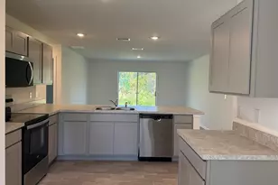 892 Hudson Valley Dr, Poinciana, FL 34759 - Photo 3