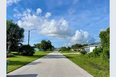 7025 Lauretta Street, Englewood, FL 34224 - Photo 3