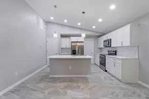 14349 McFarland Ave, Port Charlotte, FL 33981 - Photo 5