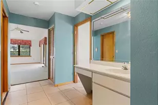 12313 SW Kingsway Cir, Lake Suzy, FL 34269 - Photo 47