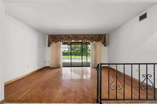 12313 SW Kingsway Cir, Lake Suzy, FL 34269 - Photo 5