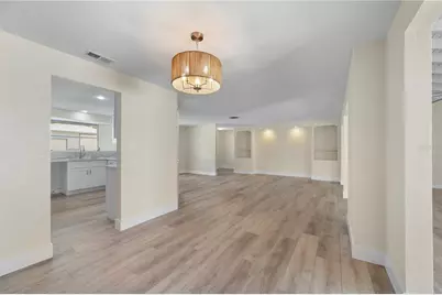 542 Lakehurst Avenue NW, Port Charlotte, FL 33952 - Photo 17