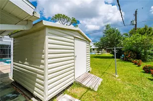 542 Lakehurst Ave NW, Port Charlotte, FL 33952 - Photo 45