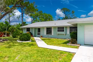 542 Lakehurst Ave NW, Port Charlotte, FL 33952 - Photo 7