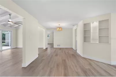 542 Lakehurst Avenue NW, Port Charlotte, FL 33952 - Photo 15