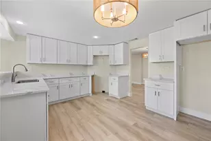 542 Lakehurst Ave NW, Port Charlotte, FL 33952 - Photo 25