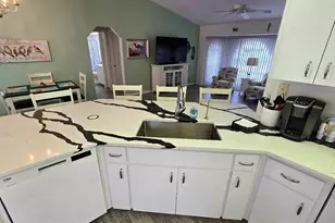 1370 Kenmore St, Port Charlotte, FL 33952 - Photo 9