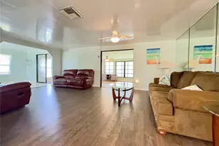 580 Fairmount Dr, North Port, FL 34287 - Photo 17