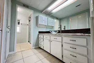 580 Fairmount Dr, North Port, FL 34287 - Photo 9