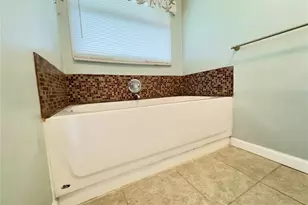 580 Fairmount Dr, North Port, FL 34287 - Photo 23