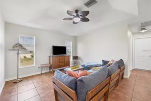 32 Oakland Hills Ct, Rotonda West, FL 33947 - Photo 15