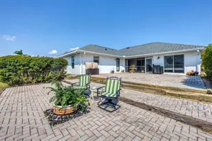 32 Oakland Hills Ct, Rotonda West, FL 33947 - Photo 29