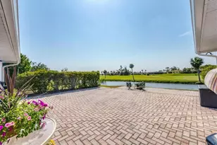 32 Oakland Hills Ct, Rotonda West, FL 33947 - Photo 27