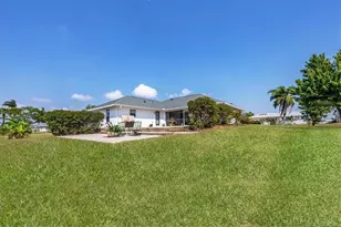 32 Oakland Hills Ct, Rotonda West, FL 33947 - Photo 41