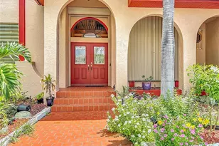 134 Seville Pl SW, Port Charlotte, FL 33952 - Photo 5