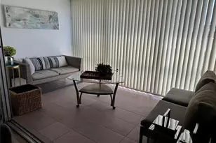 1900 Alamanda Dr, Naples, FL 34102 - Photo 5