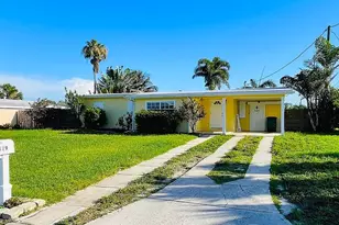 119 Palmetto Circle, Port Charlotte, FL 33952 - Photo 1